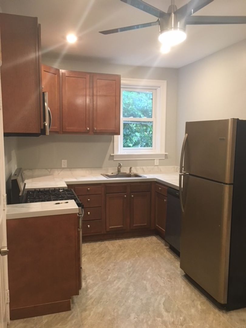 PIttsburgh Apartment: 6047 Stanton Ave