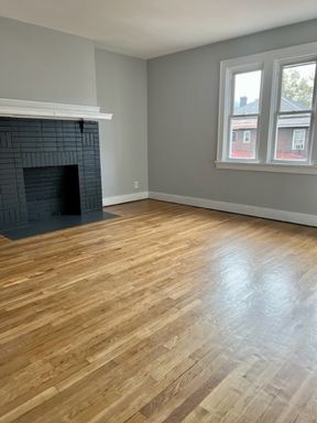 1 Bedroom 1 Bath Townhome in Point Breeze – photo 1