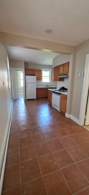2 Bedroom, 1 Bathroom - Harrison, NJ