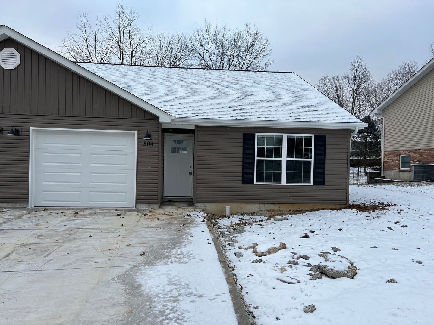 Union Multiplex: 2 Lots S Lincoln