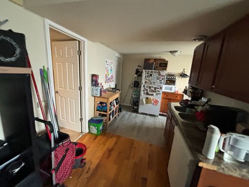 DePaul - (2) Two Bedroom (1) One Bath - Pets welcome – photo 1