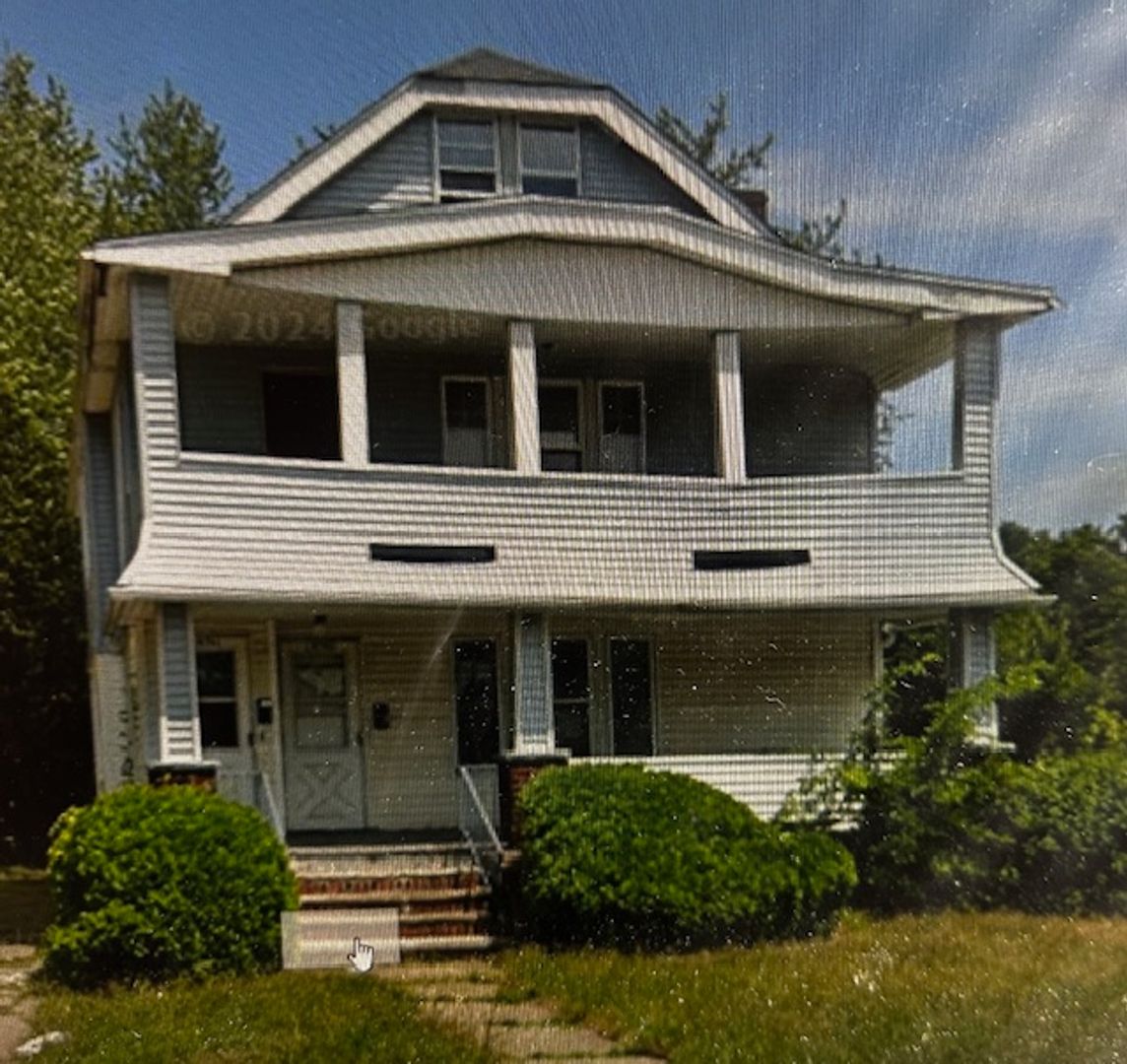 Cleveland Apartment: 14761 Coit