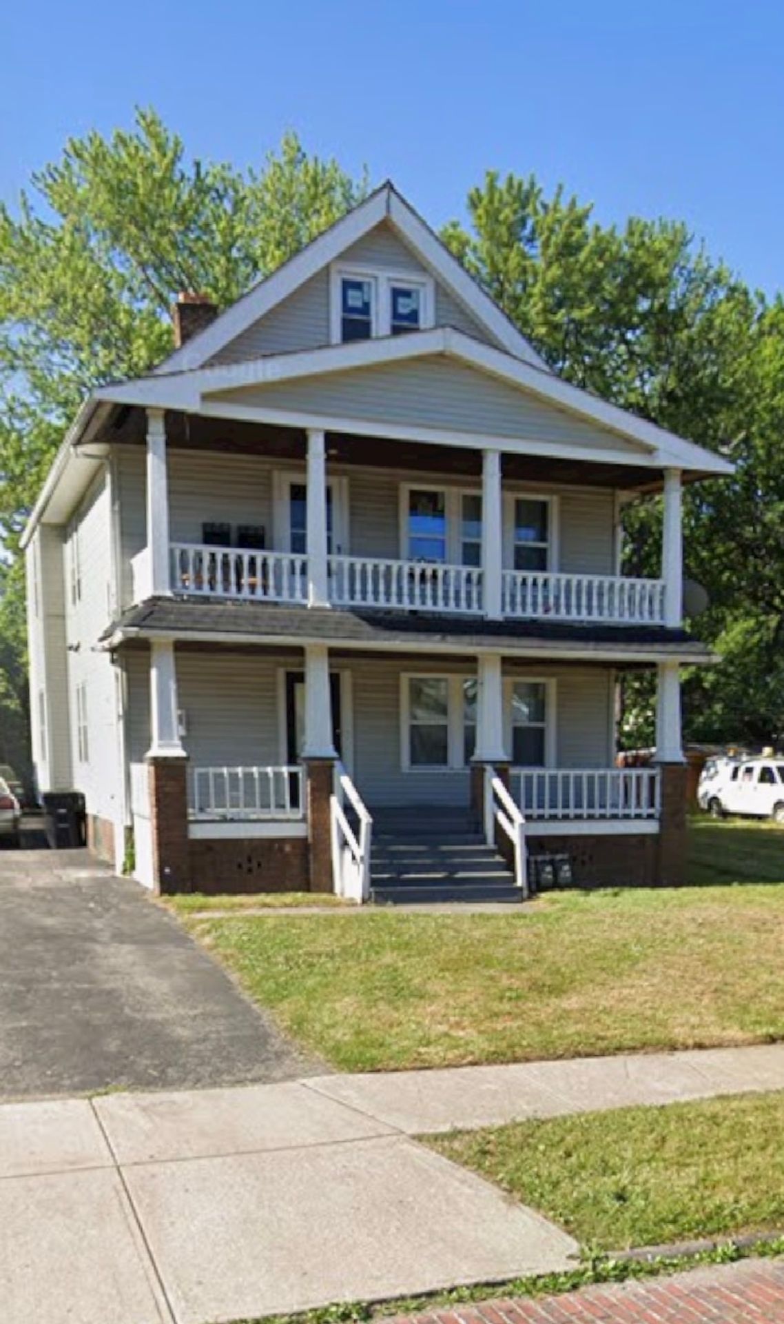 Cleveland Apartment: 13712 Othello