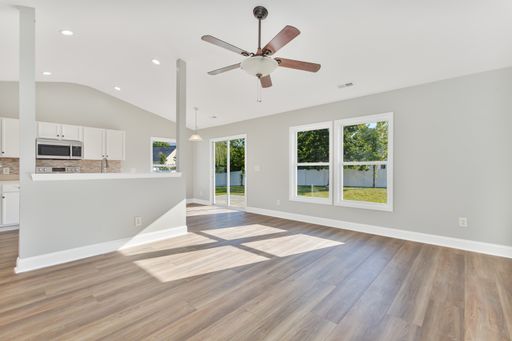 Listing photo thumbnail