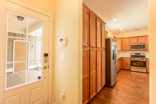 Listing photo thumbnail