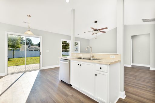 Listing photo thumbnail
