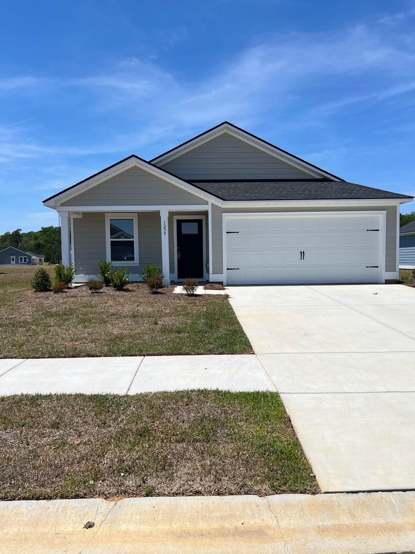 1239 English Oaks Street, Conway, SC 29526