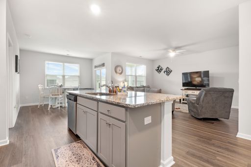 Listing photo thumbnail