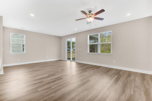 Listing photo thumbnail