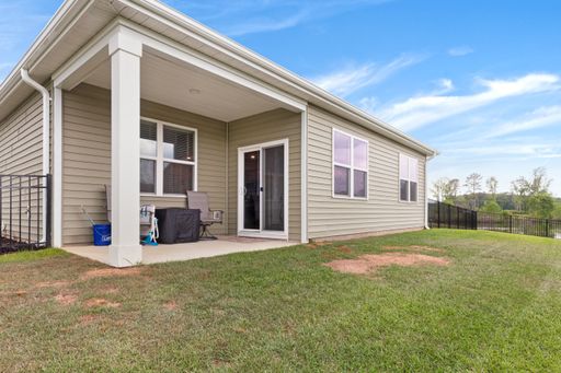 Listing photo thumbnail