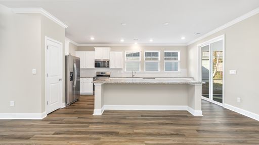 Listing photo thumbnail