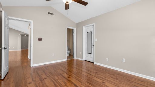 Listing photo thumbnail