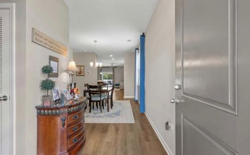 Listing photo thumbnail