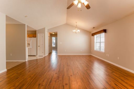 Listing photo thumbnail