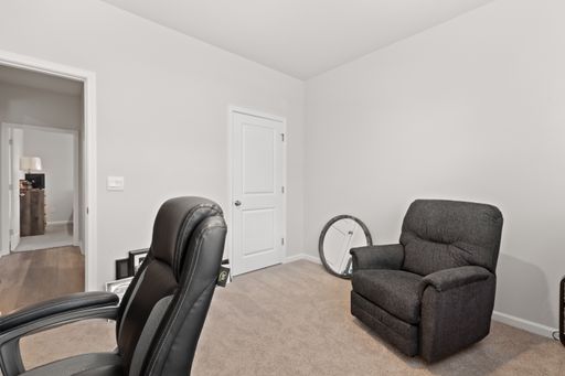 Listing photo thumbnail