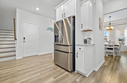 Listing photo thumbnail