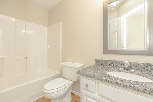 Listing photo thumbnail