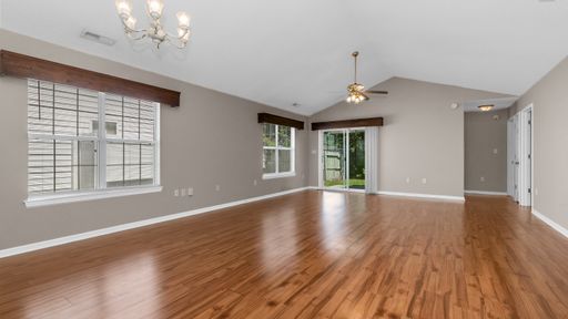 Listing photo thumbnail