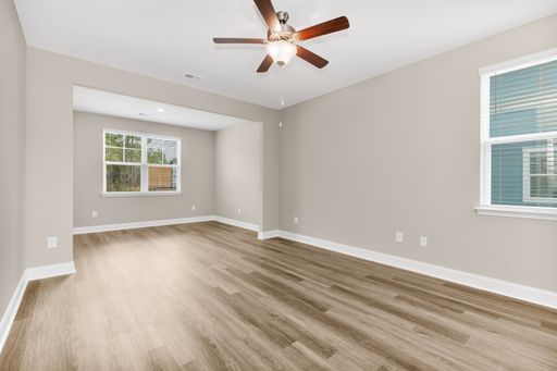 Listing photo thumbnail