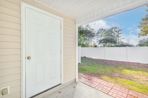 Listing photo thumbnail
