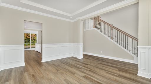 Listing photo thumbnail