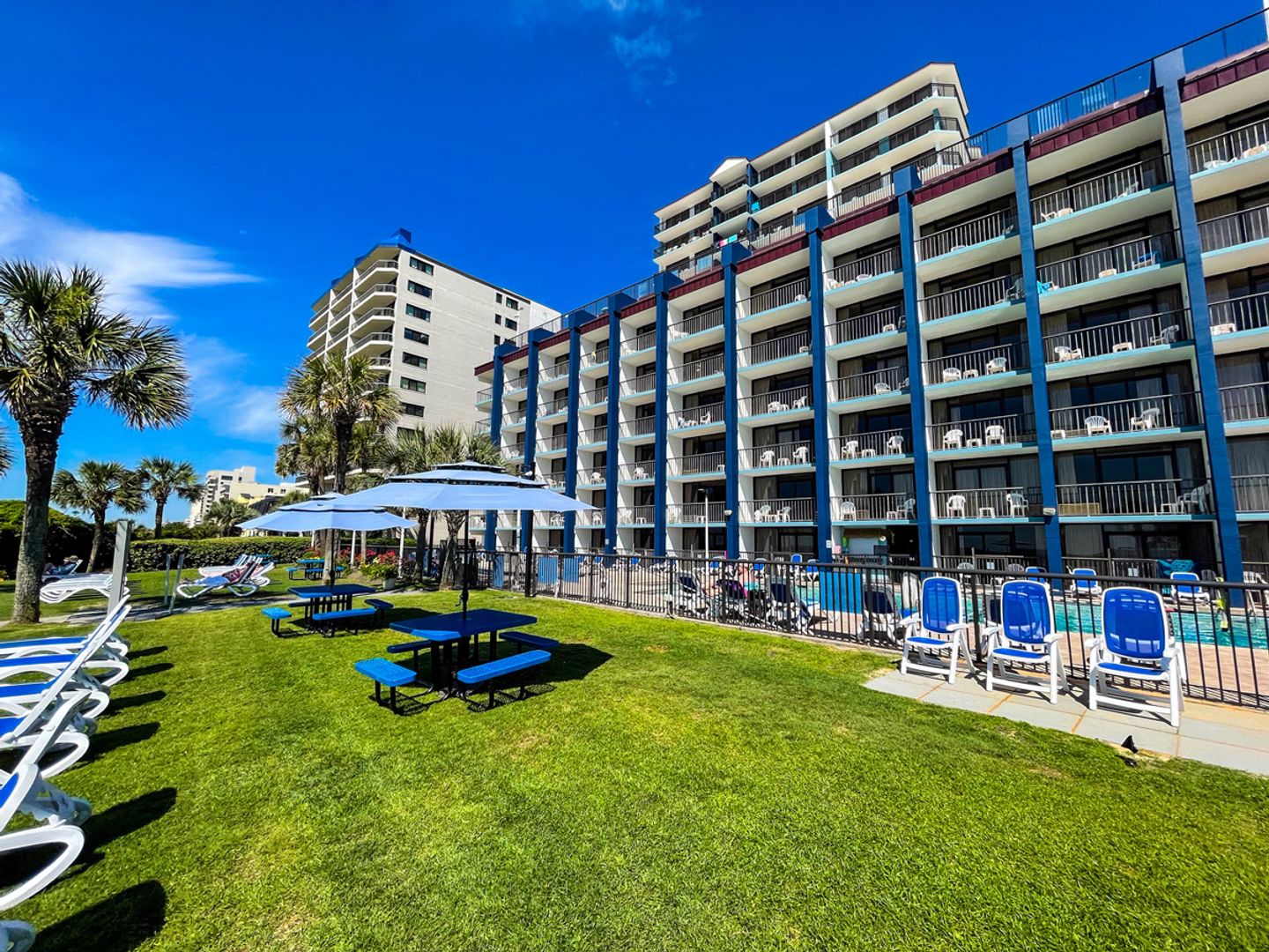 Myrtle Beach House: 201 77th Ave N