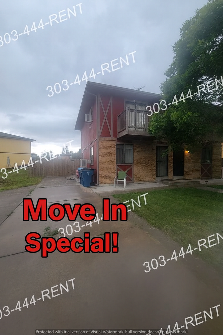 Commerce City Apartment: 7830 & 7832 Jasmine Drive