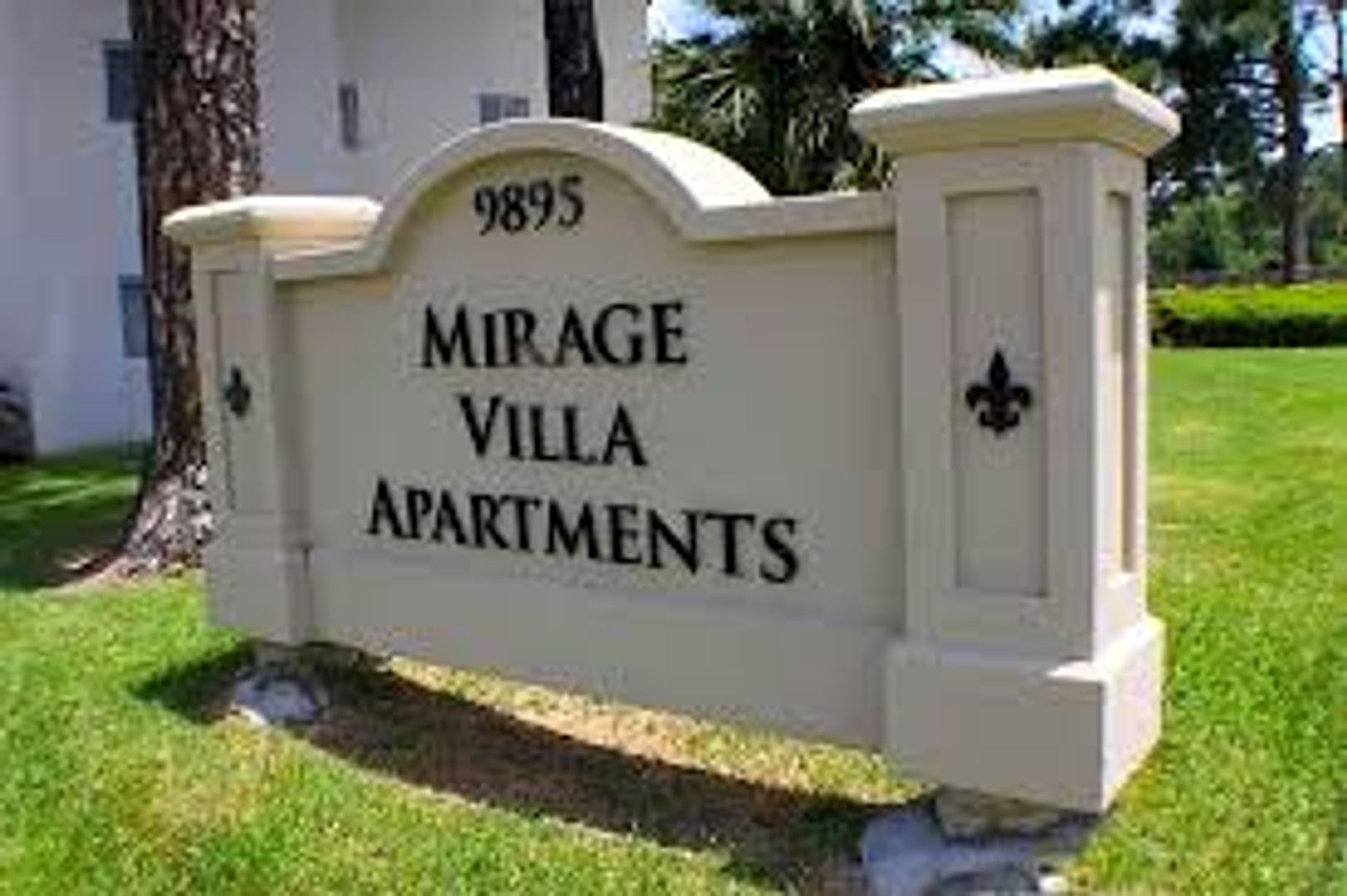 Baton Rouge Apartment: 9895 Florida Blvd - 307