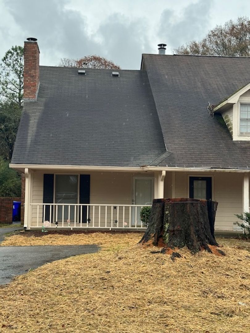 CONYERS House: 885 PARK PLACE NE