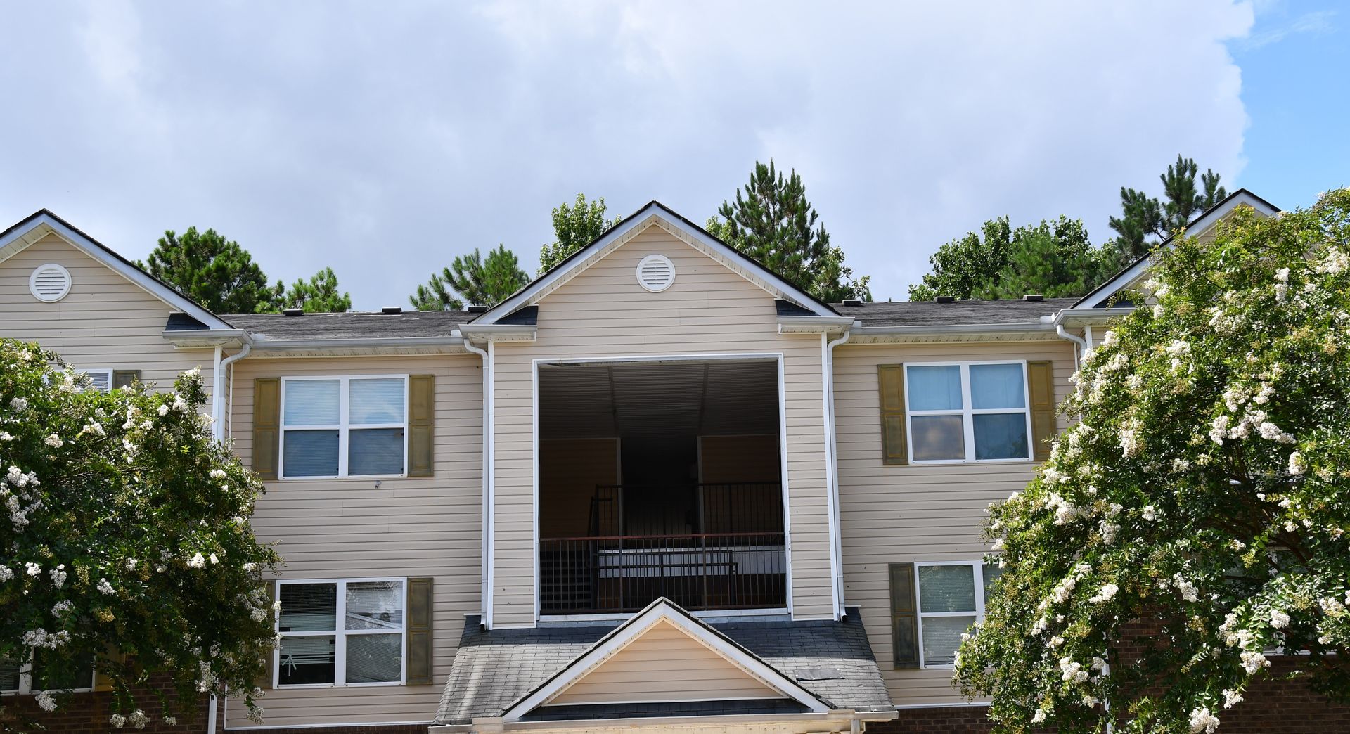 DECATUR House: 9301 WALDROP PLACE