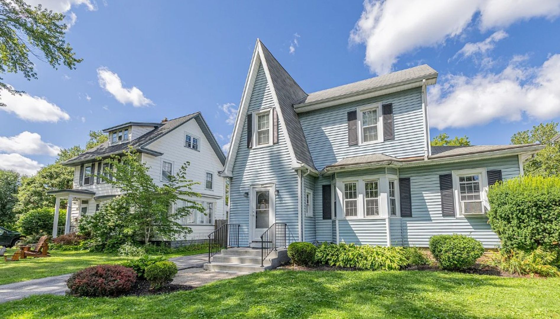 Rochester House: 54 Seminole Way