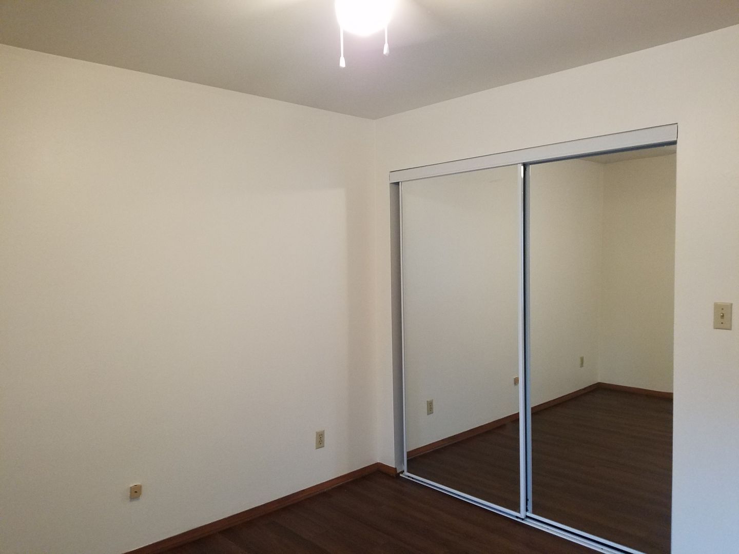 2812 E. Bolivar Ave., 06, St. Francis, WI 53235