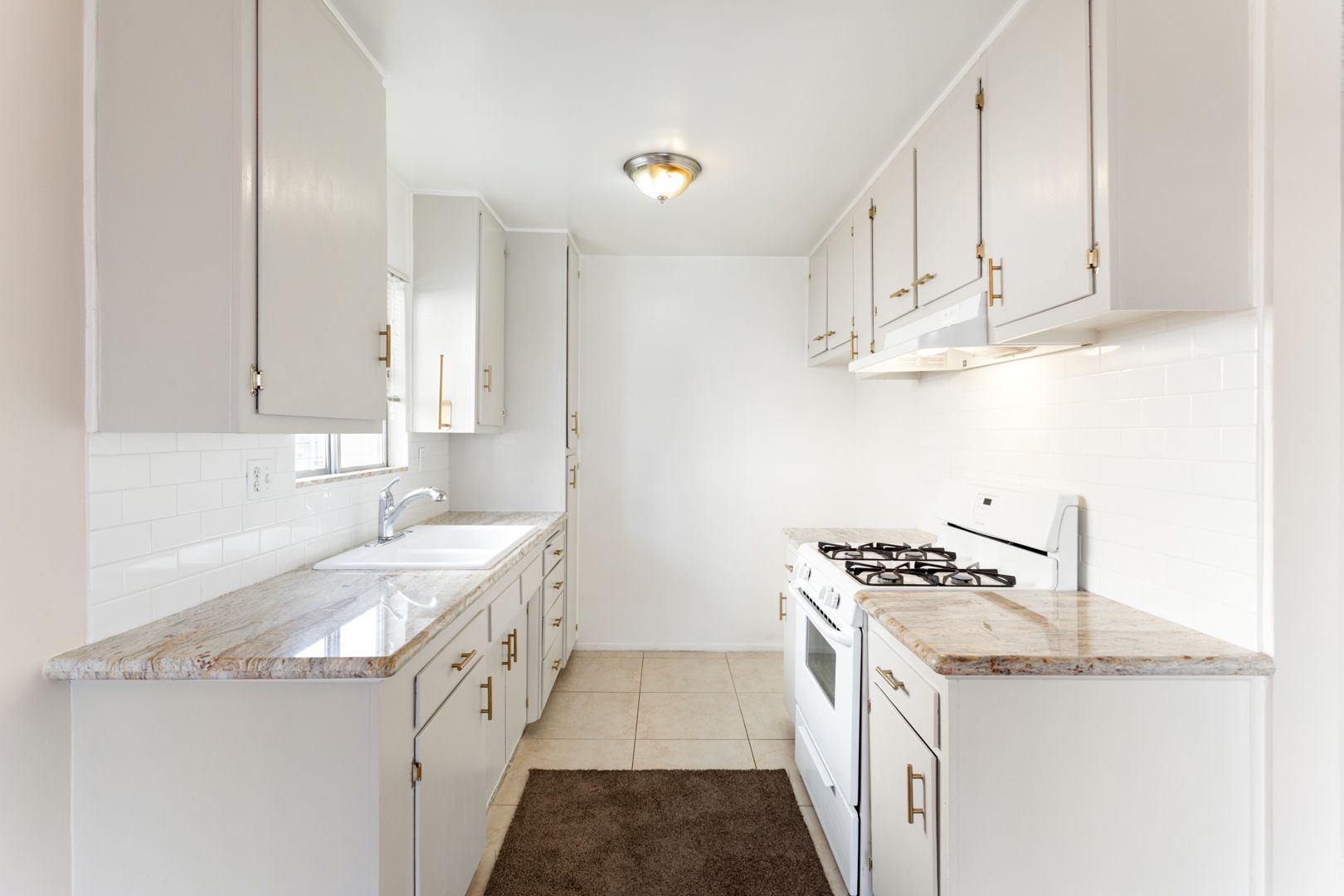 WEST HOLLYWOOD Apartment: 7548 HAMPTON AVE.