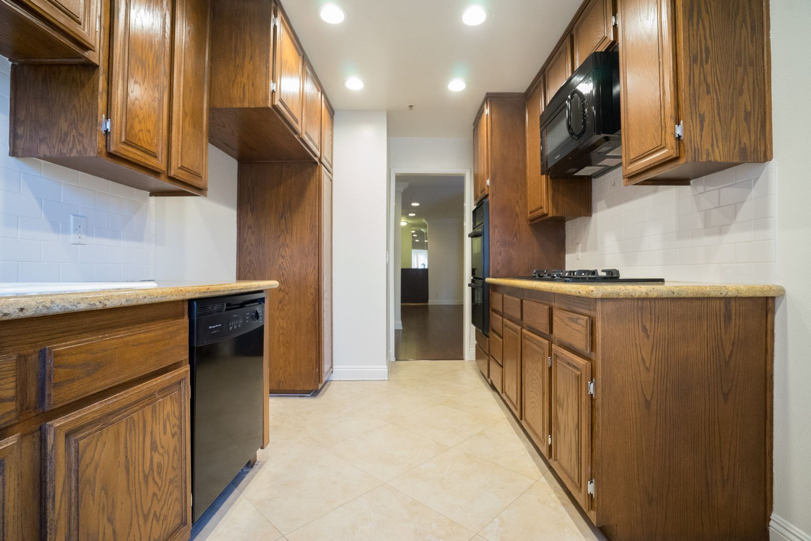 LOS ANGELES Apartment: 1508 VETERAN AVE.