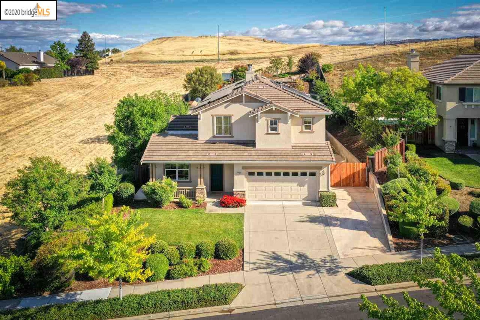 Brentwood House: 2700 St. Regis Ave