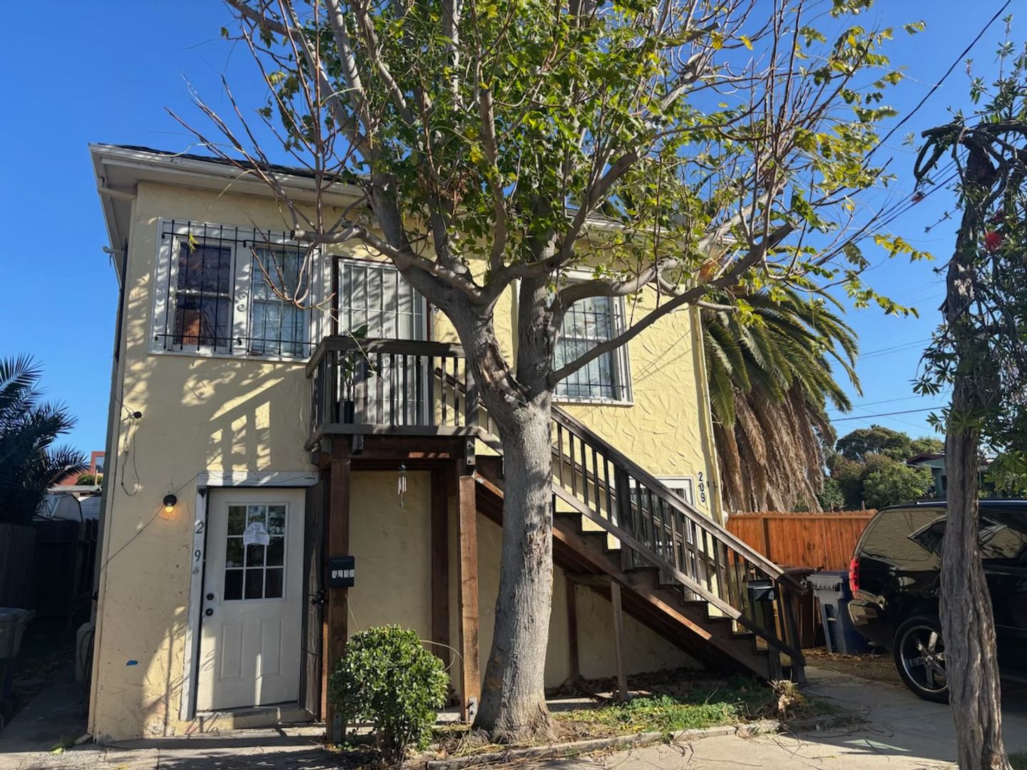 Antioch Apartment: 209 J Street