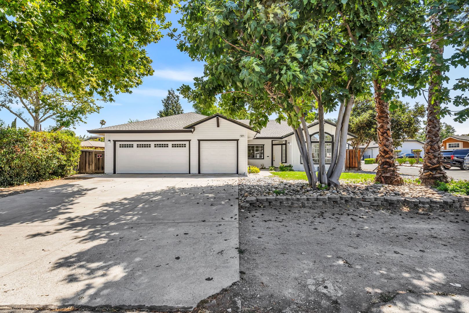 Concord House: 3427 Sanford Street