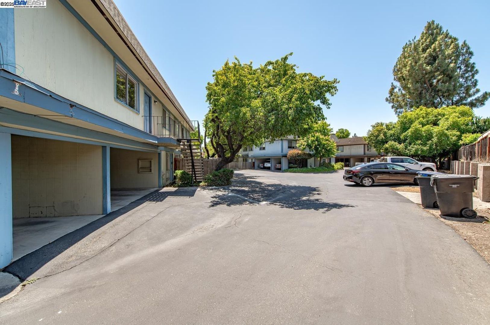 Pleasanton Apartment: 4327 Fairlands Drive
