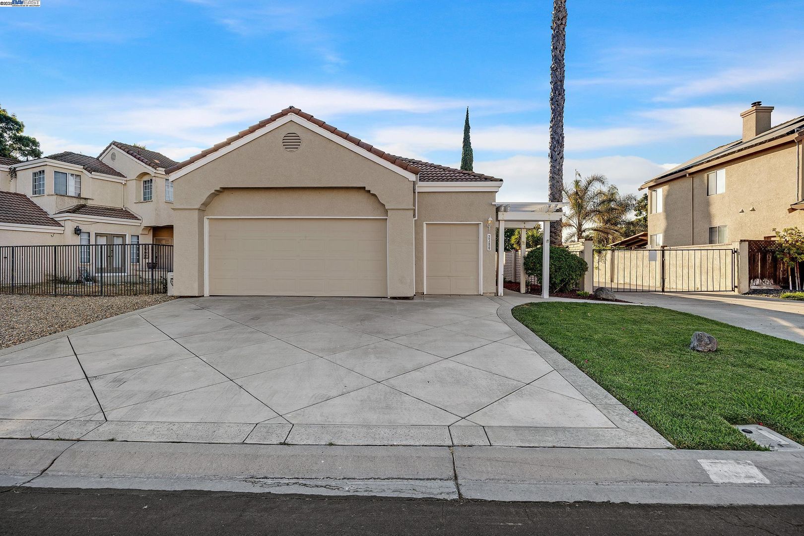 Discovery Bay House: 2380 Wayfarer Drive