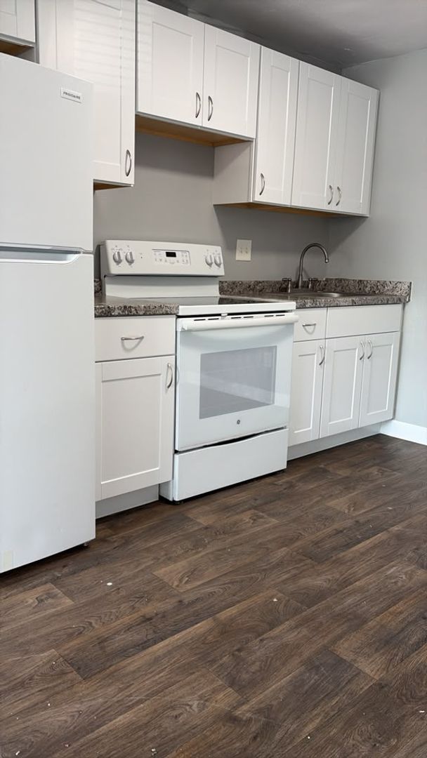 Kennewick Apartment: 505 S. Olympia St