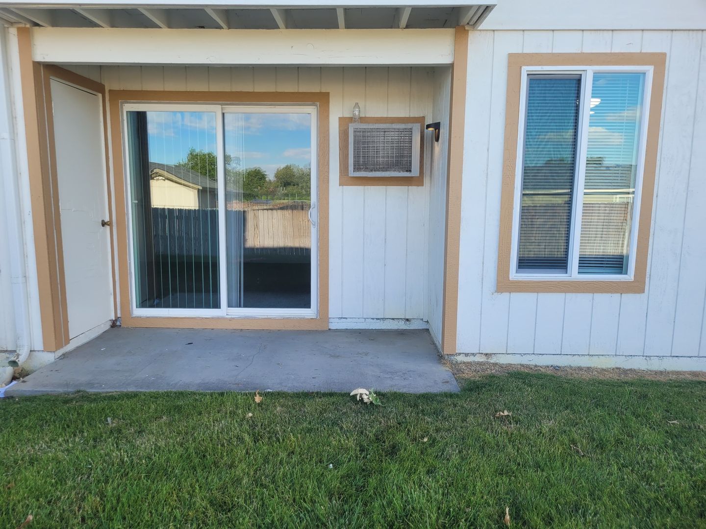 Kennewick Apartment: 601 S. Kent St.