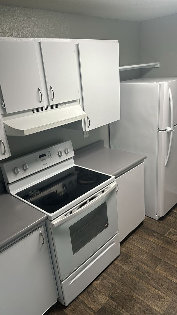 Kennewick Apartment: 1107 West 5th Avenue