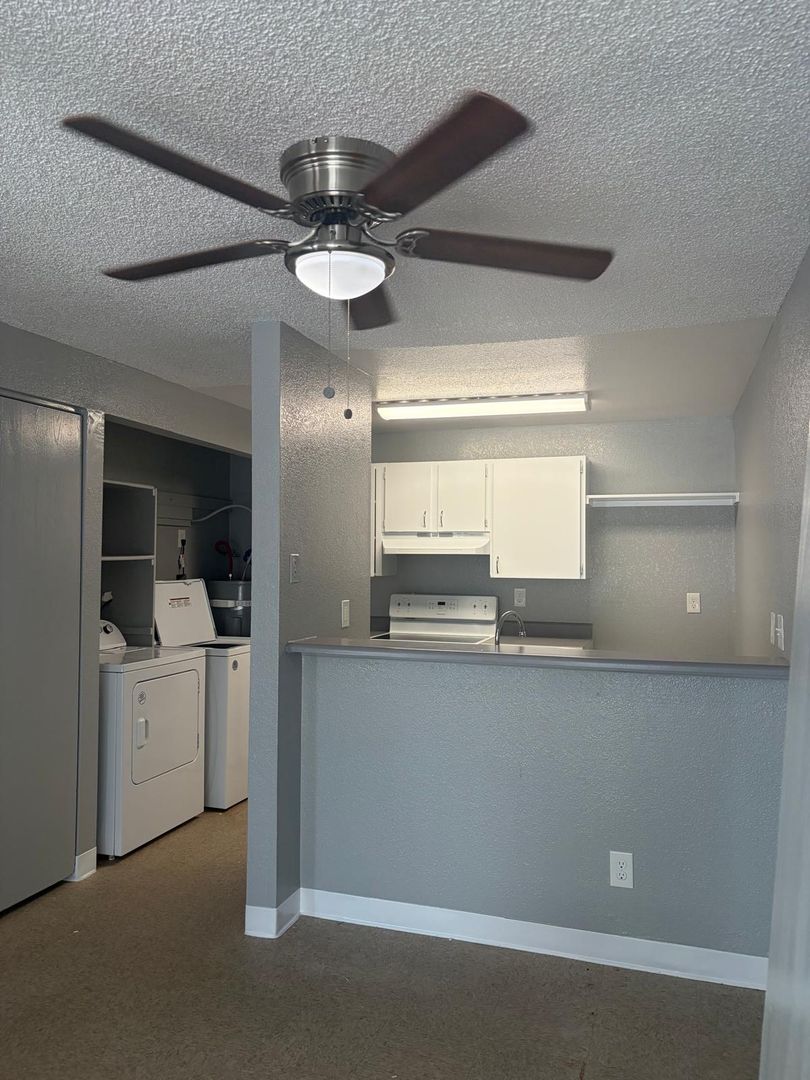 Kennewick Apartment: 1107 West 5th Avenue