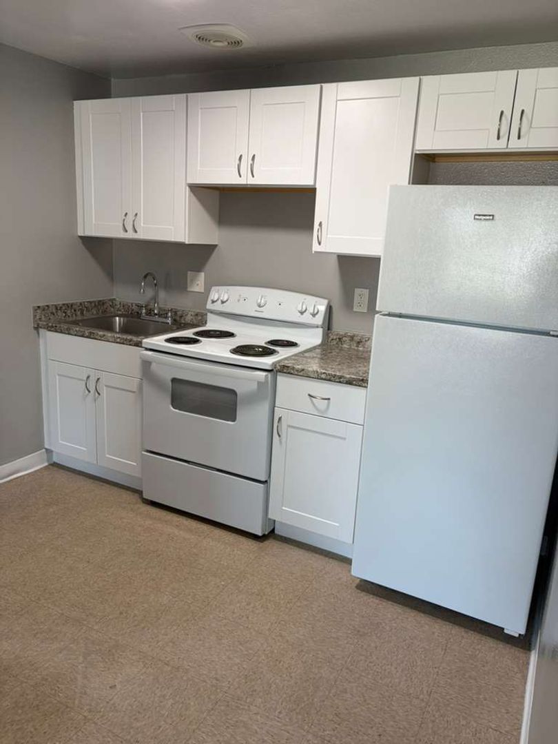 Kennewick Apartment: 505 S. Olympia St