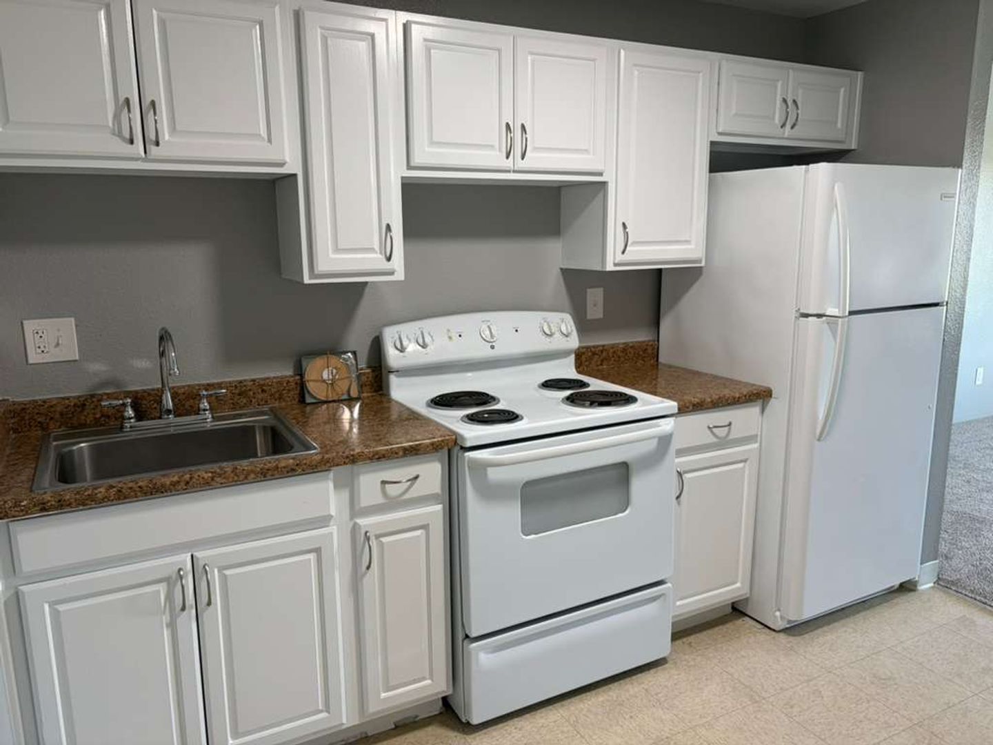 Kennewick Apartment: 505 S. Olympia St