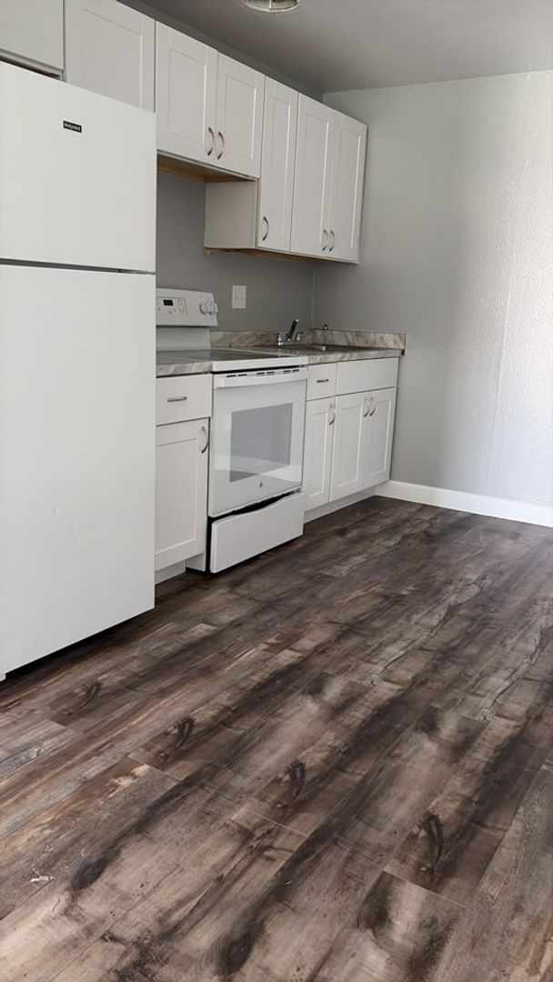 Kennewick Apartment: 505 S. Olympia St