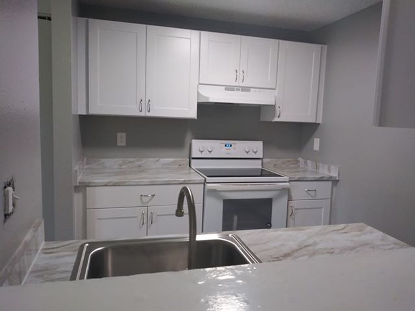 Kennewick Apartment: 601 S. Kent St.