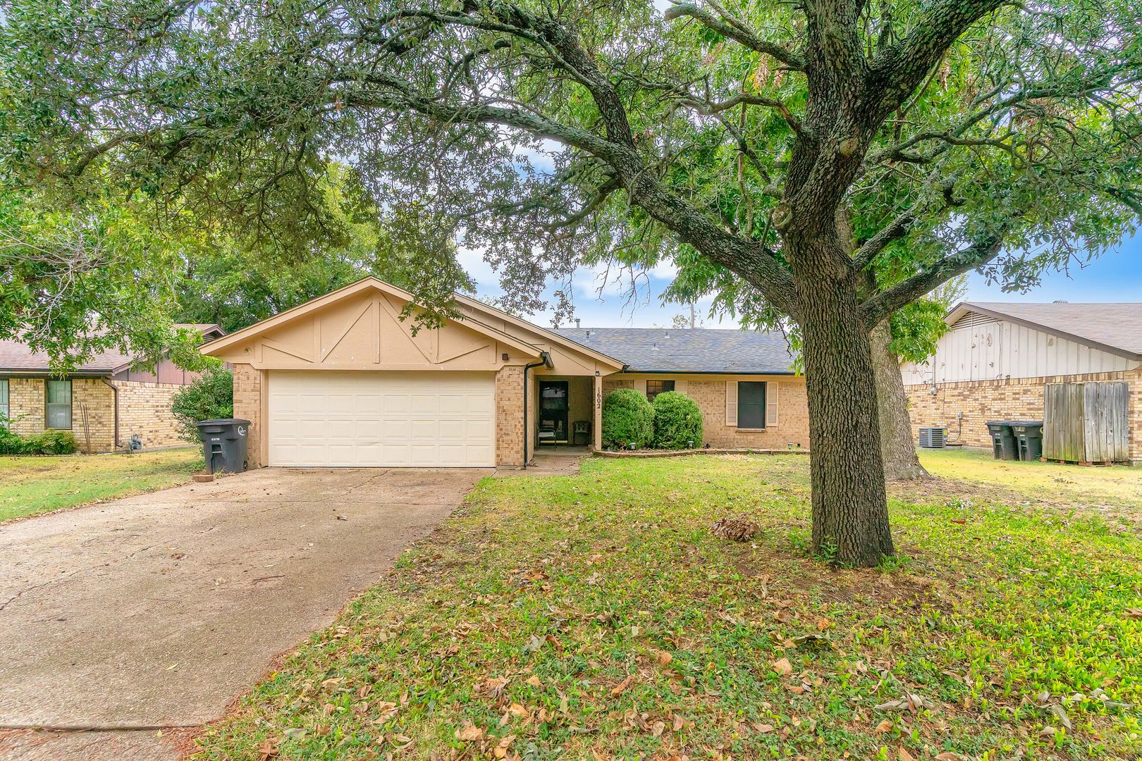 Cleburne House: 1602 Spring Branch Drive
