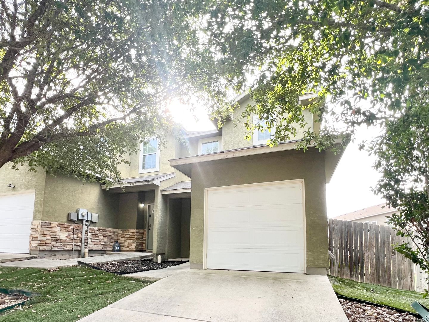 San Antonio Townhome: 4920 Stowers