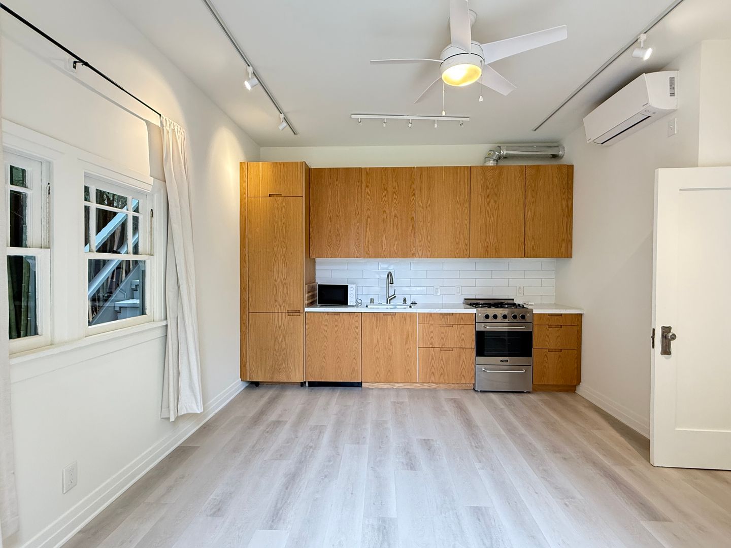 Venice Condo: 708 6th Ave